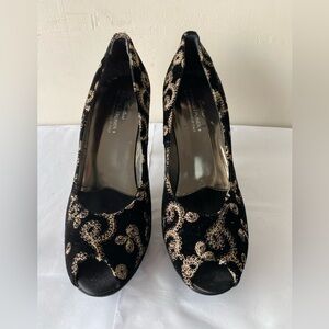Donald J Pliner Black Velvet Satin Embroidered Peep Toe Pump Womens Size 10 M